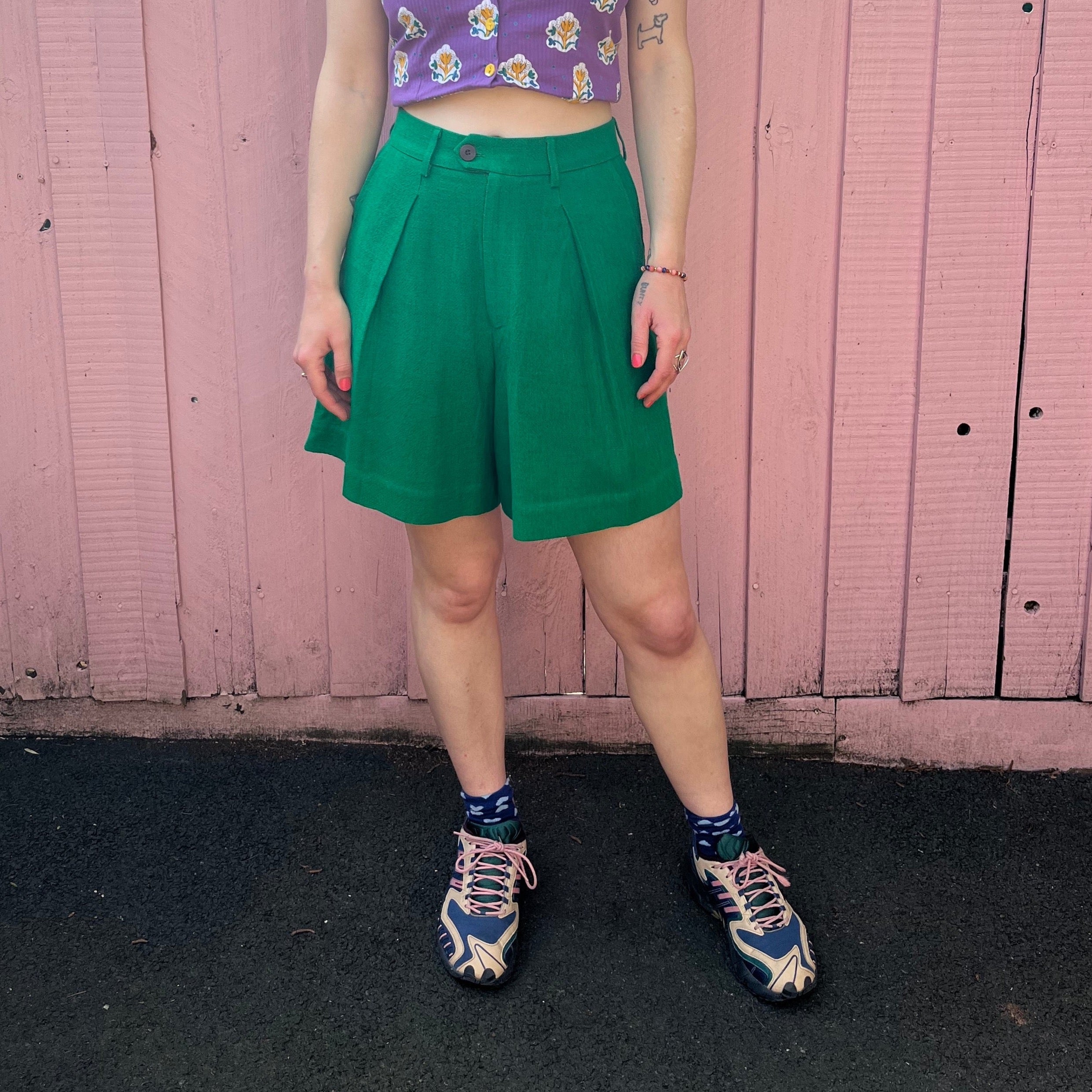 Lowie Linen Viscose Emerald Pleat Shorts