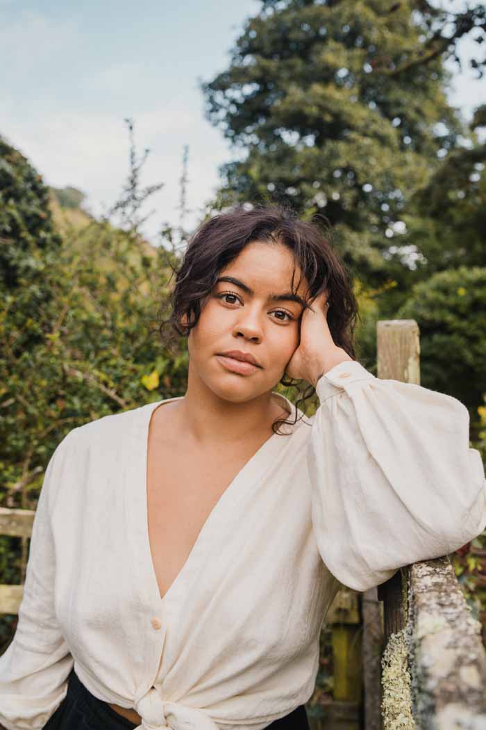 The Puffed Sleeve Blouse - Shell