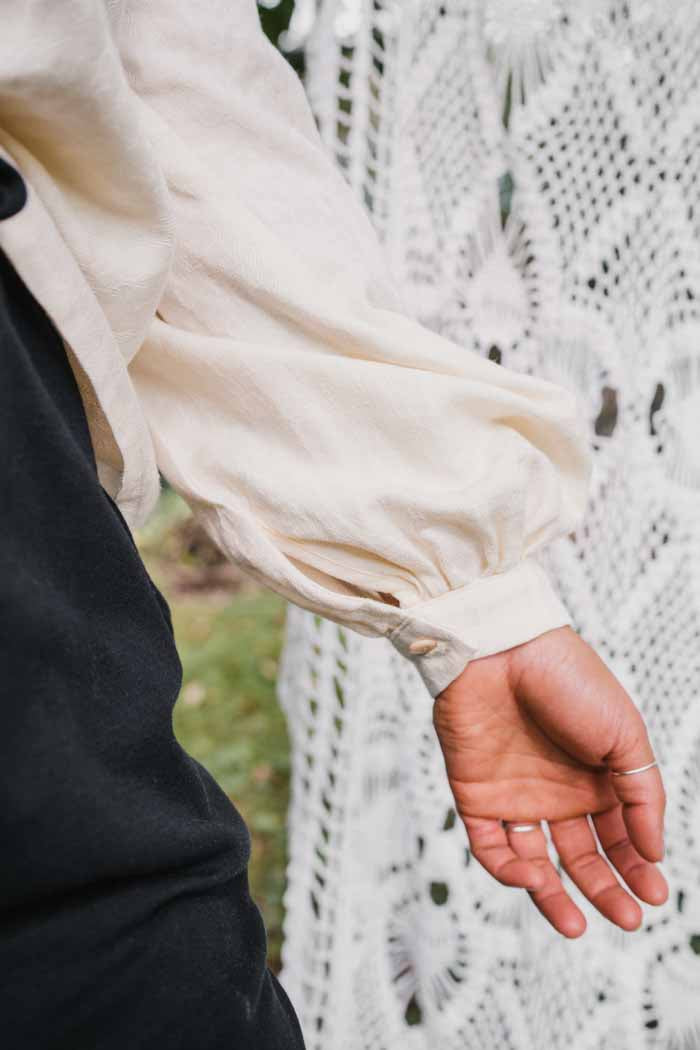 The Puffed Sleeve Blouse - Shell