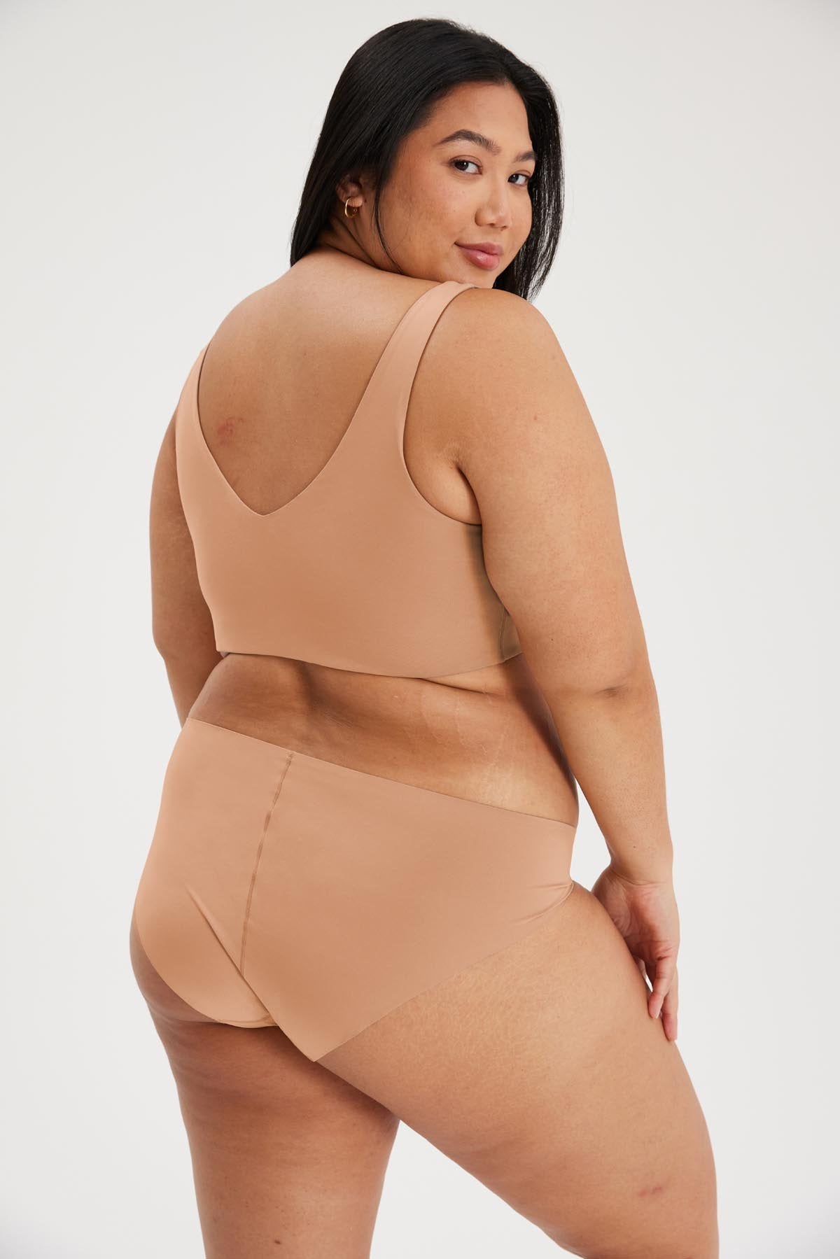 Girlfriend Collective Scoop Bralette in Toast