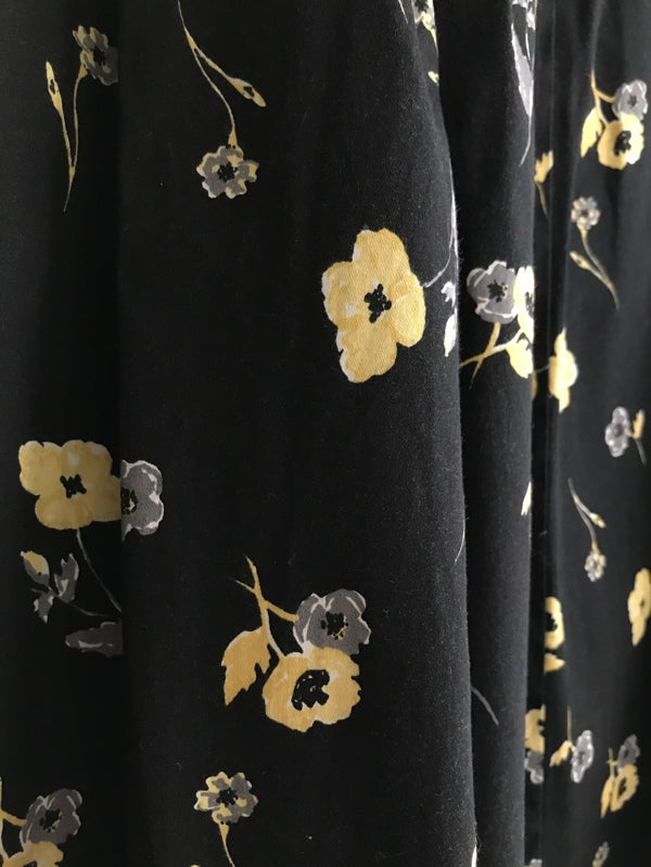 Preloved Black Organic Cotton Midi-Skirt with Yellow &amp; Grey Floral Pattern